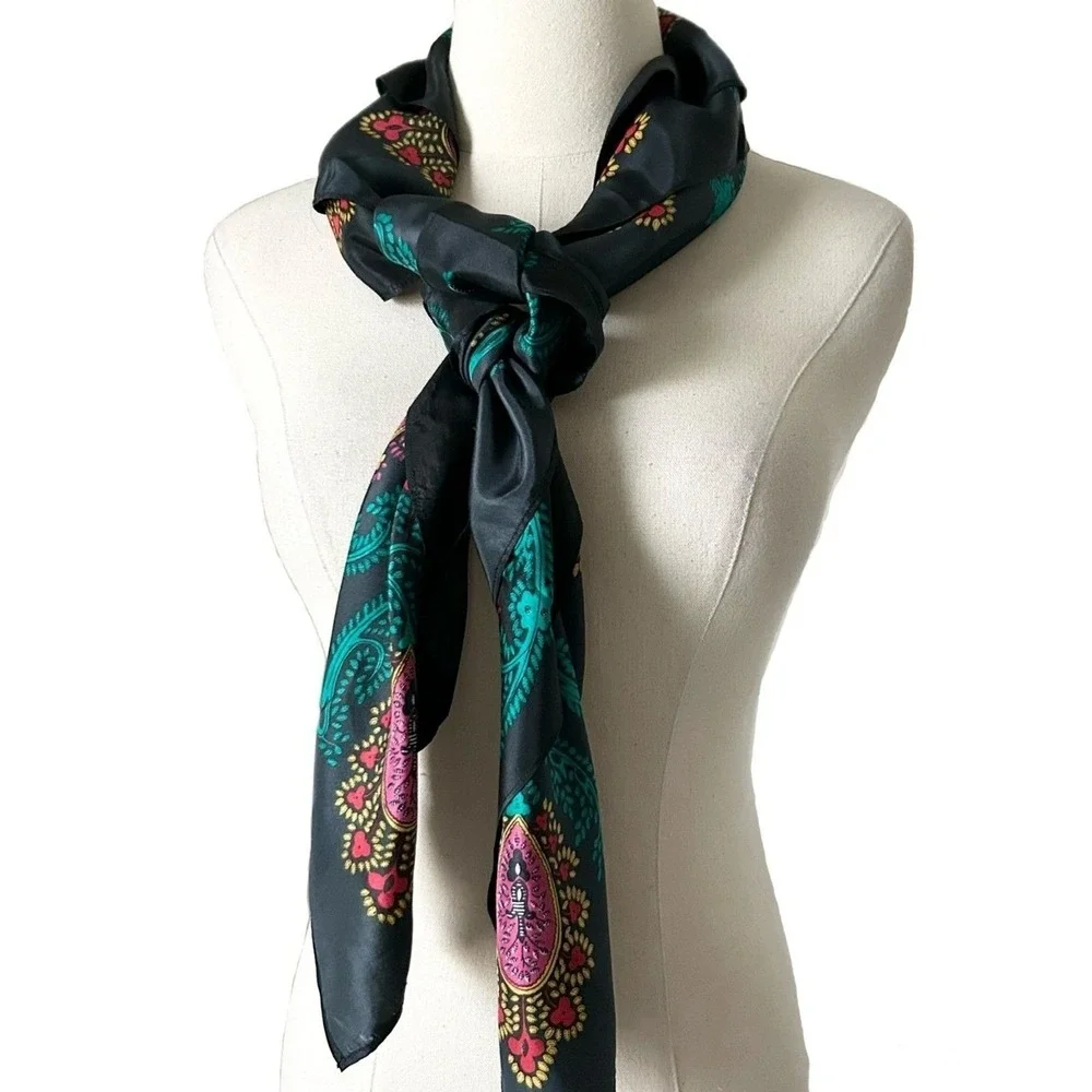 Diane Von Furstenberg 100% Silk Scarf Black Multicolor Paisley Plaid Luxury